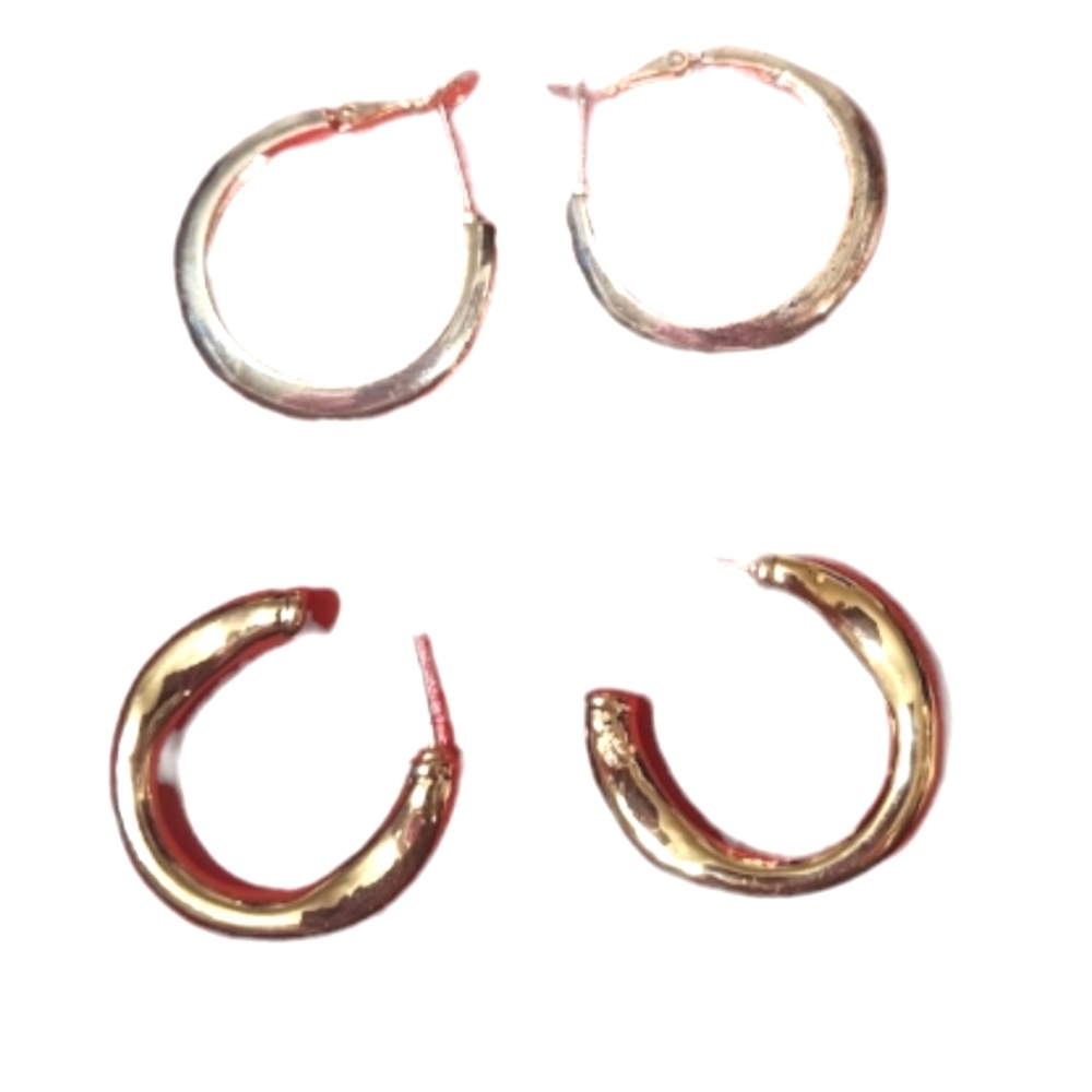 Silvertoned and goldtoned hoops vtg
